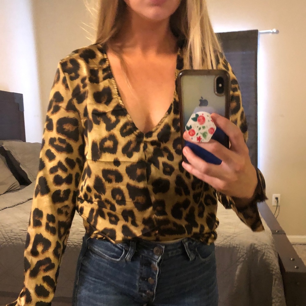 Long sleeve cheetah blouse